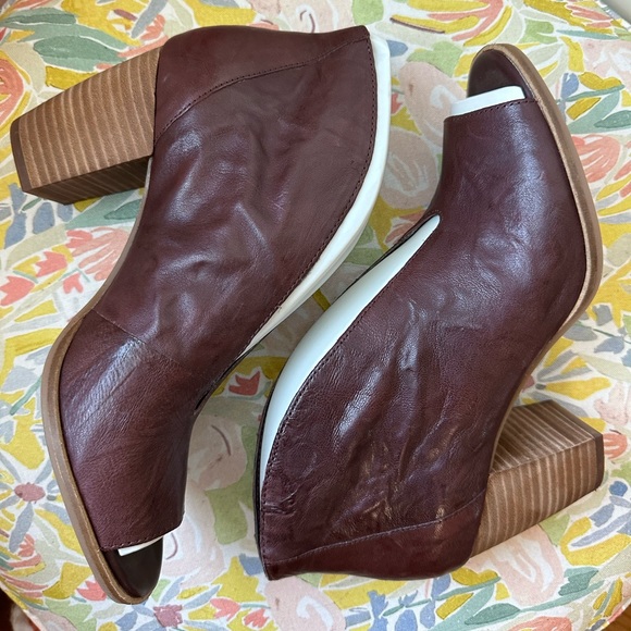 Lucky Brand Joal Ankle booties 8.5 NWOB - Picture 6 of 10